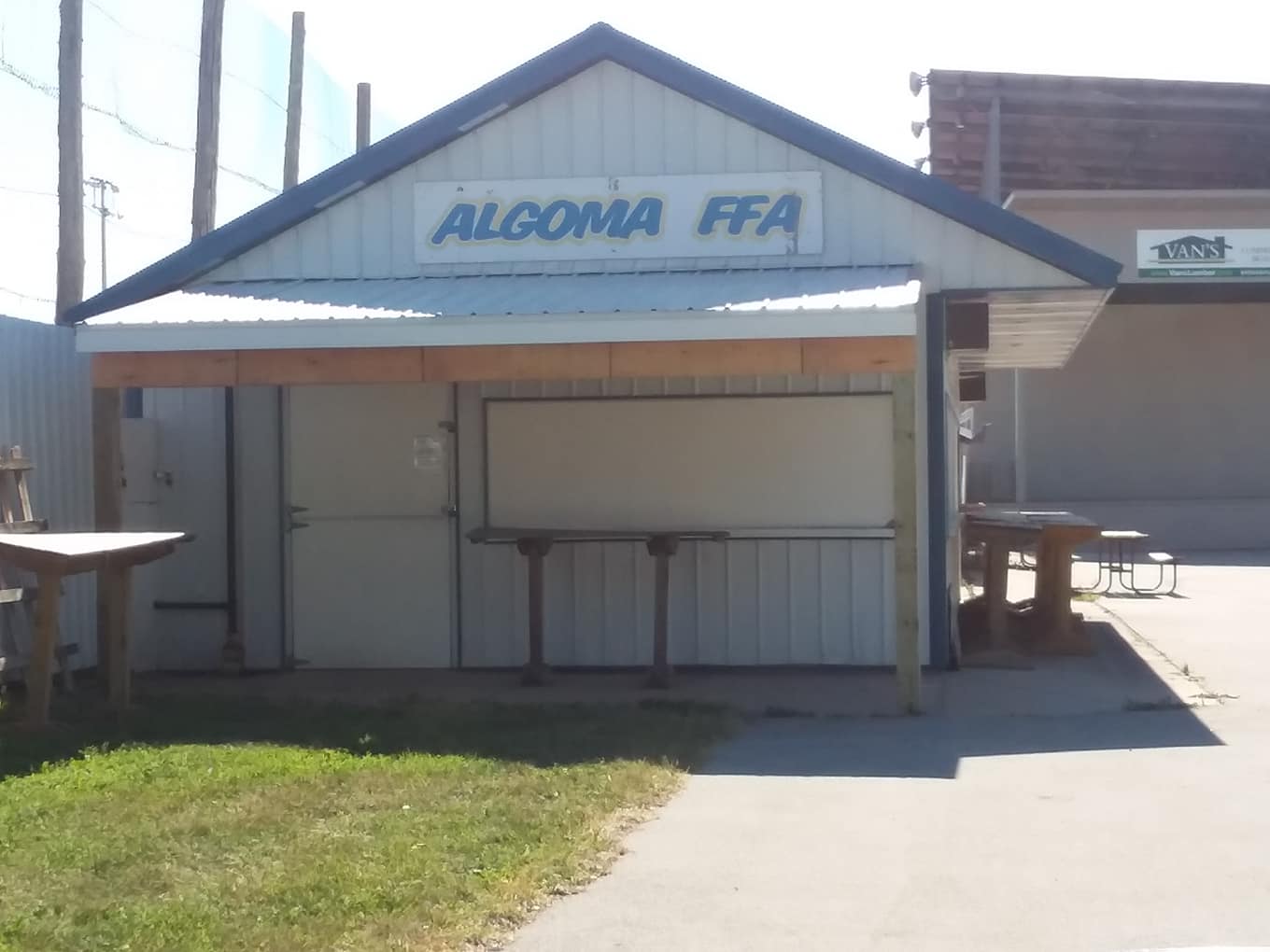 Algoma FFA Alumni Food Stand